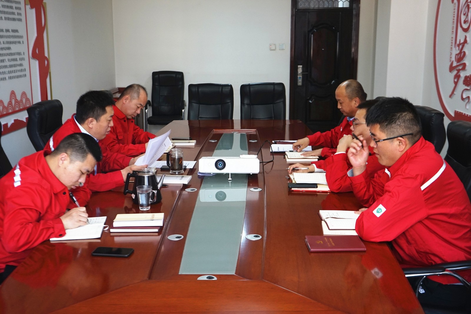 1616466134262968Mgjd.jpg 陜西保隆能源科技有限公司召開(kāi)黨史學(xué)習(xí)教育動(dòng)員大會(huì).jpg