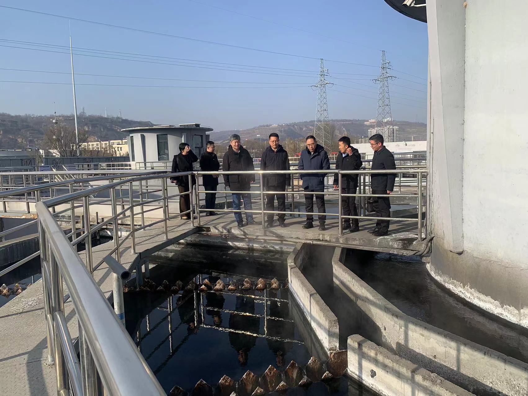 17375155116029187GbJ.jpg 1陜西環(huán)保集團(tuán)工會(huì)開(kāi)展2024年度冬季送溫暖慰問(wèn)活動(dòng).jpg